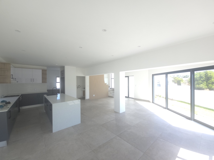 3 Bedroom Property for Sale in Shelley Point Western Cape